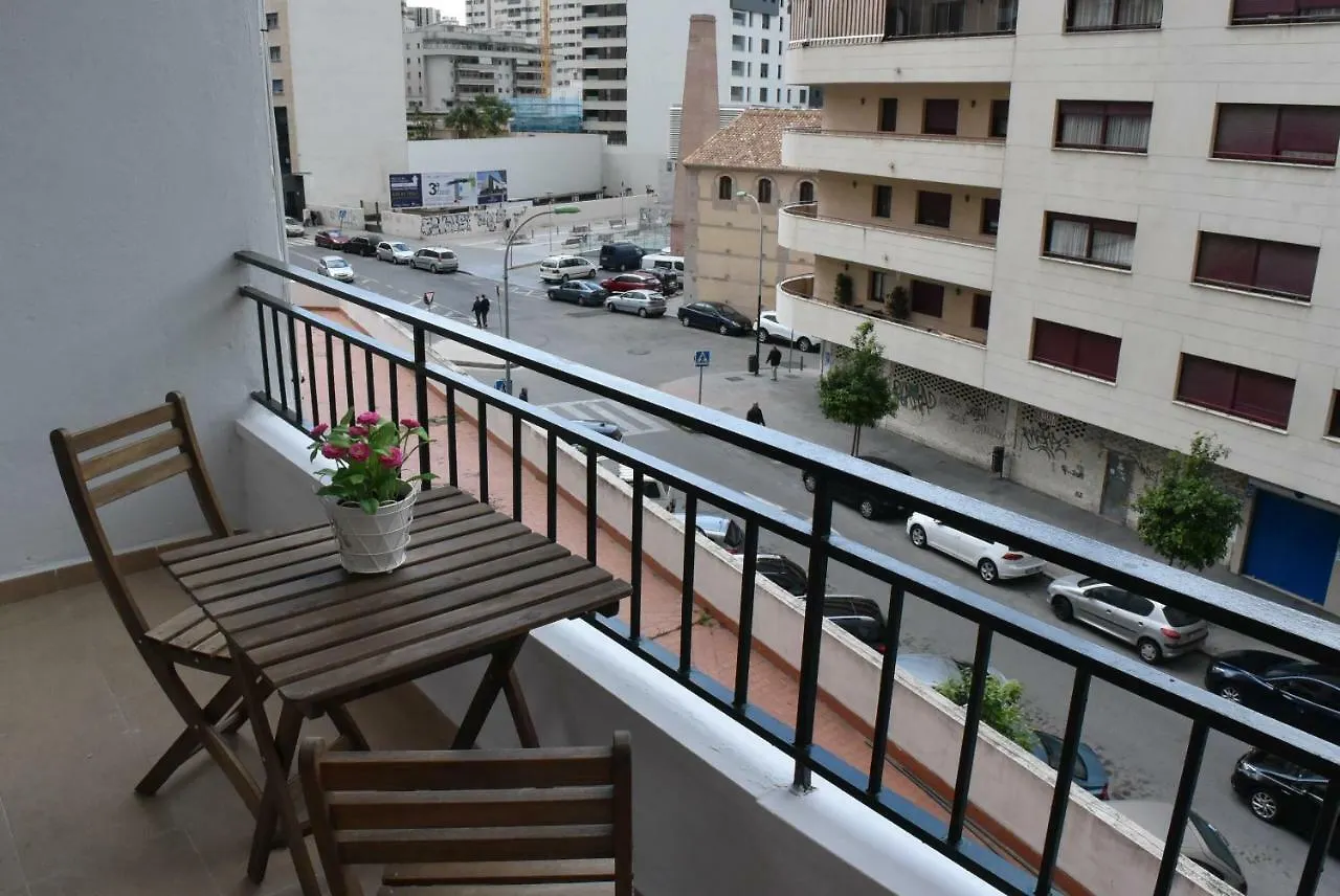 Galvez Flat, At Principal Railway Station In Malaga Apartment